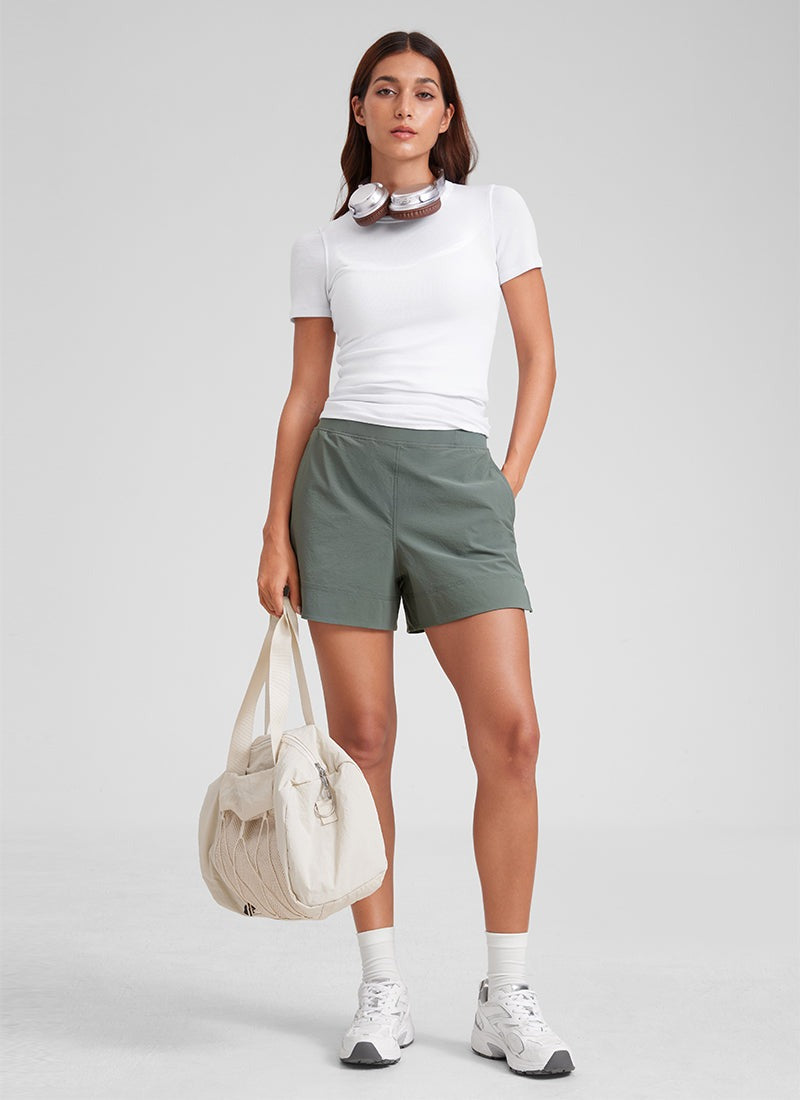 Linerless High Rise V Slit Pocket Shorts 4"