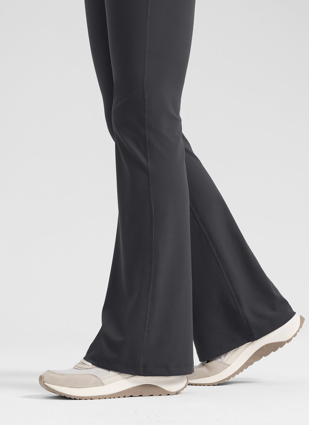 Butterlift® Maternity Flare Legging 31"