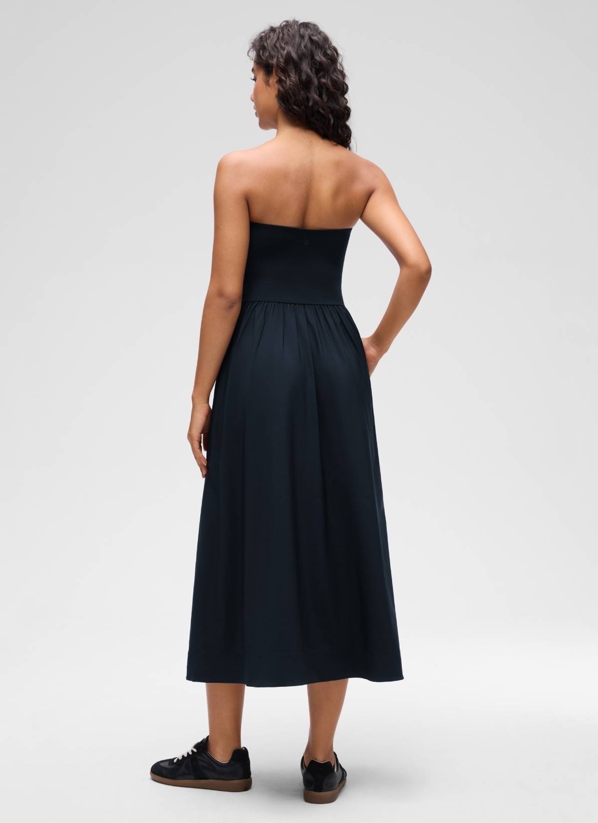 Dual-fabric Strapless Maxi Dress