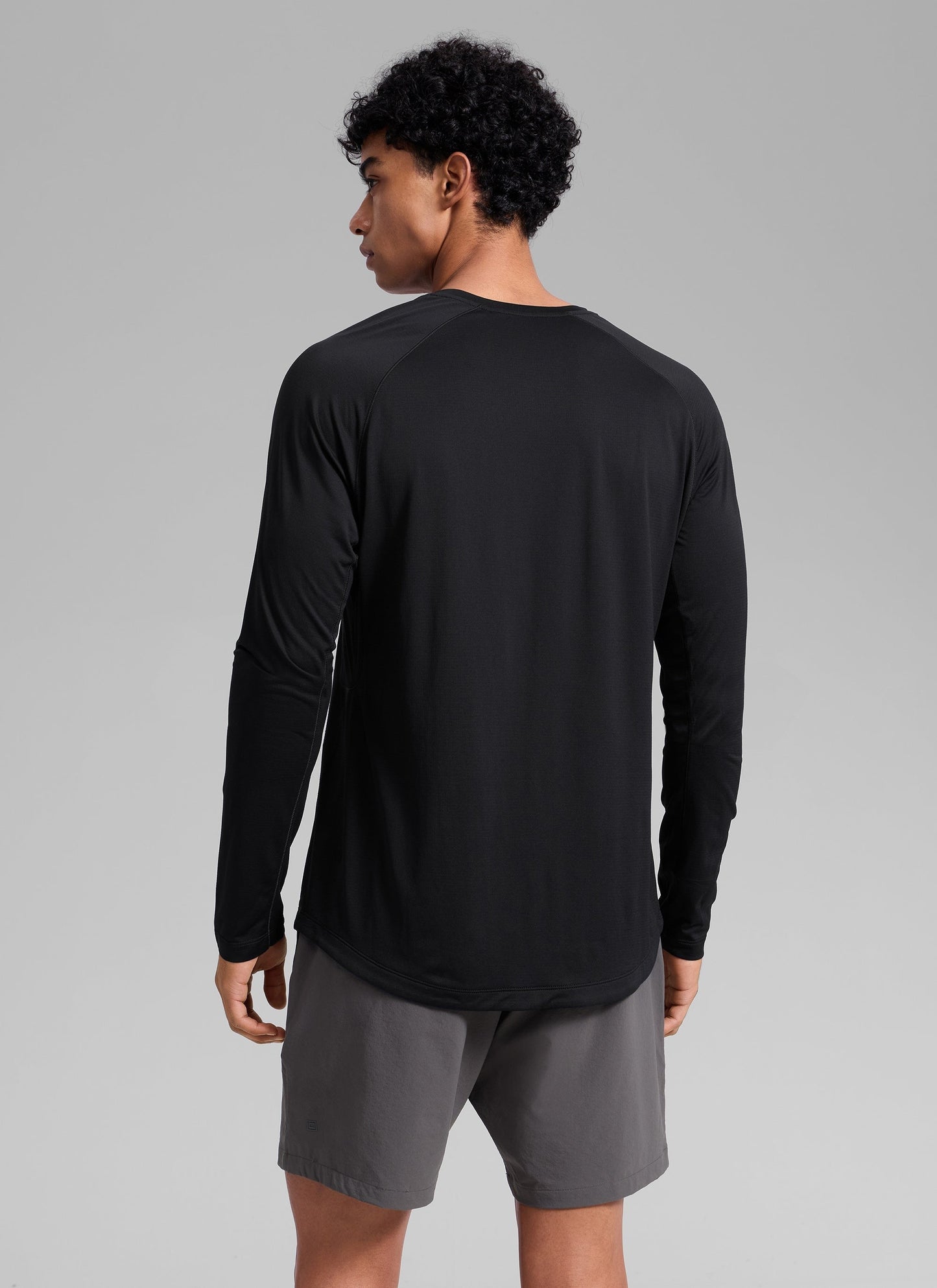 Lightweight Rounded Scallop Bottom Long Sleeves