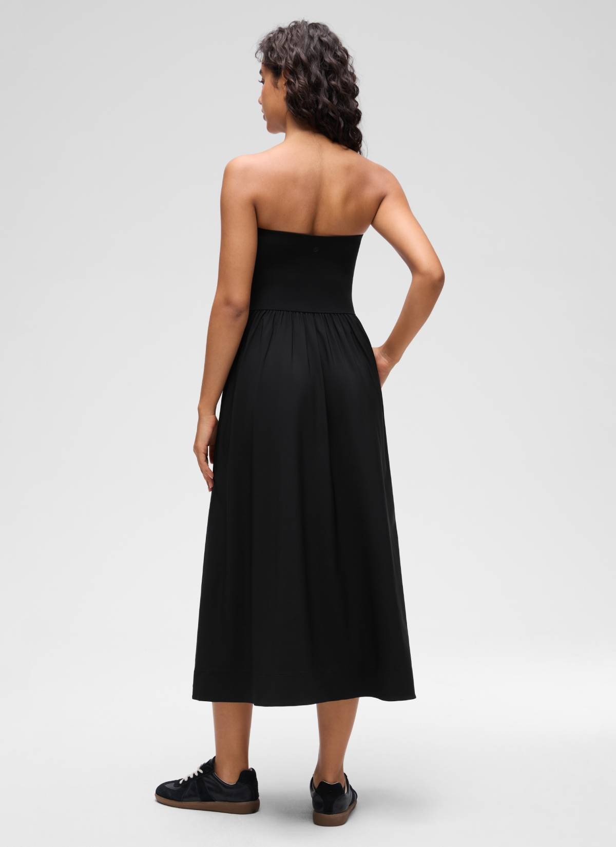 Dual-fabric Strapless Maxi Dress