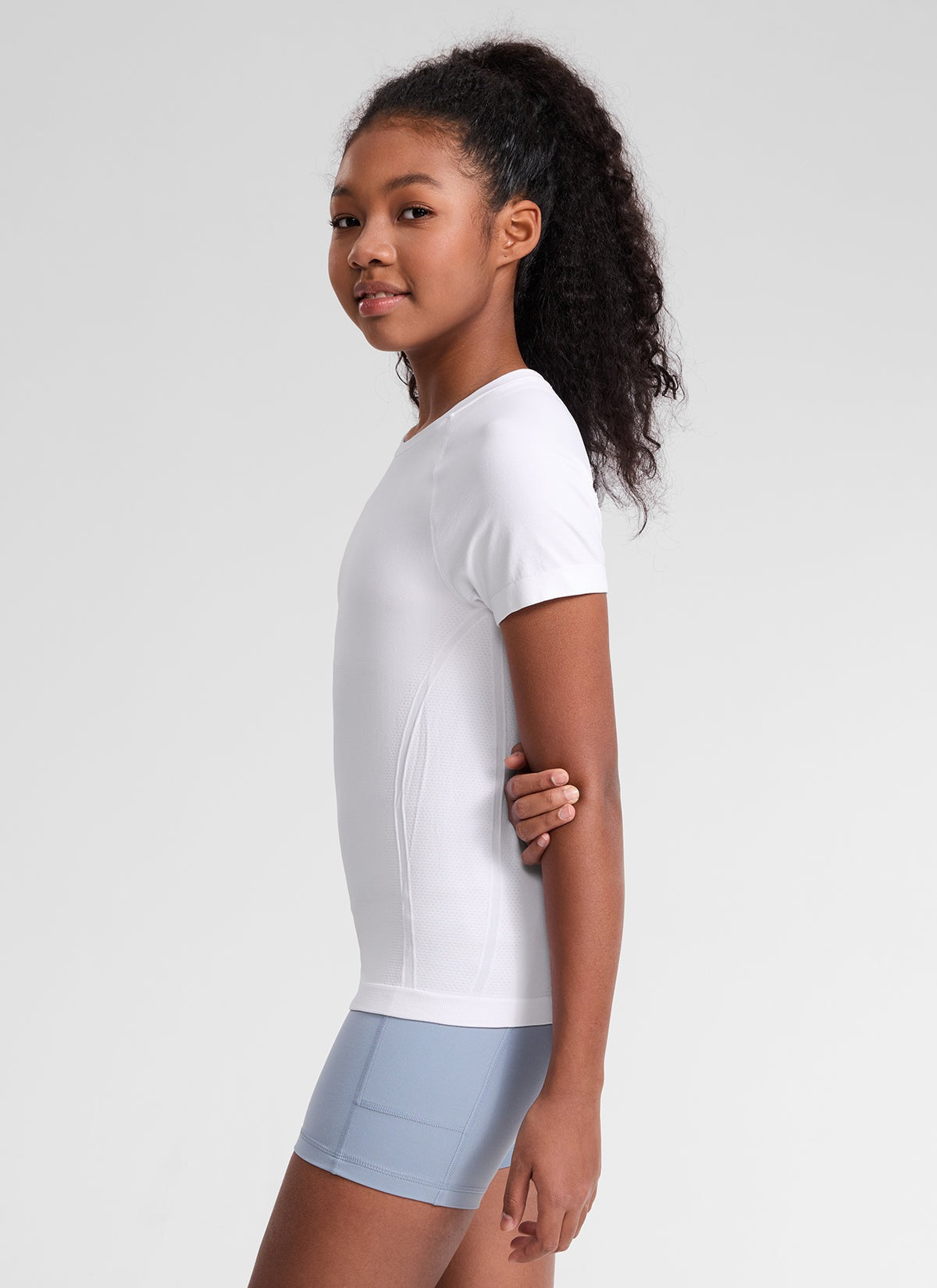 Girls Seamless Hip Length Short Sleeve