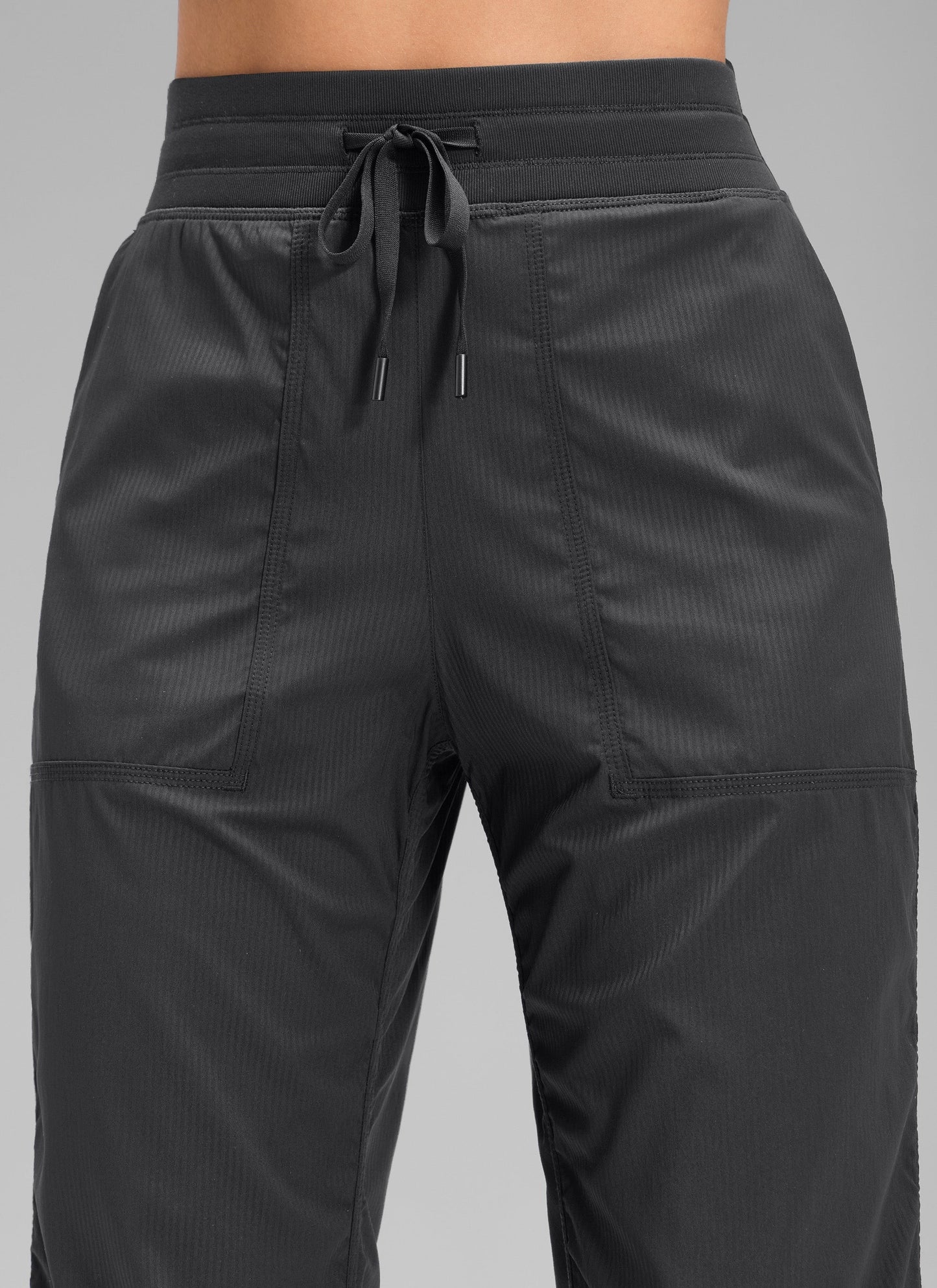 Lightweight Straight Leg Pocket Pant 32"