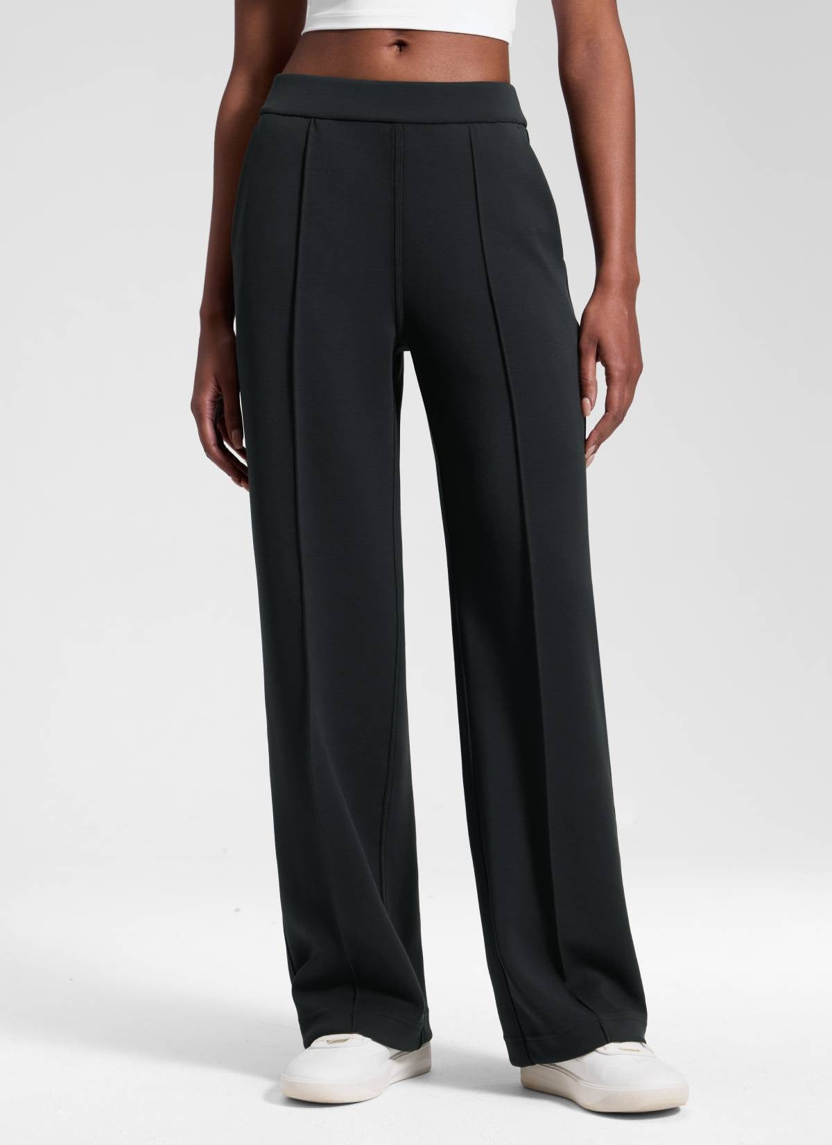 SoftAura Pintuck Straight Leg Sweatpant 30"