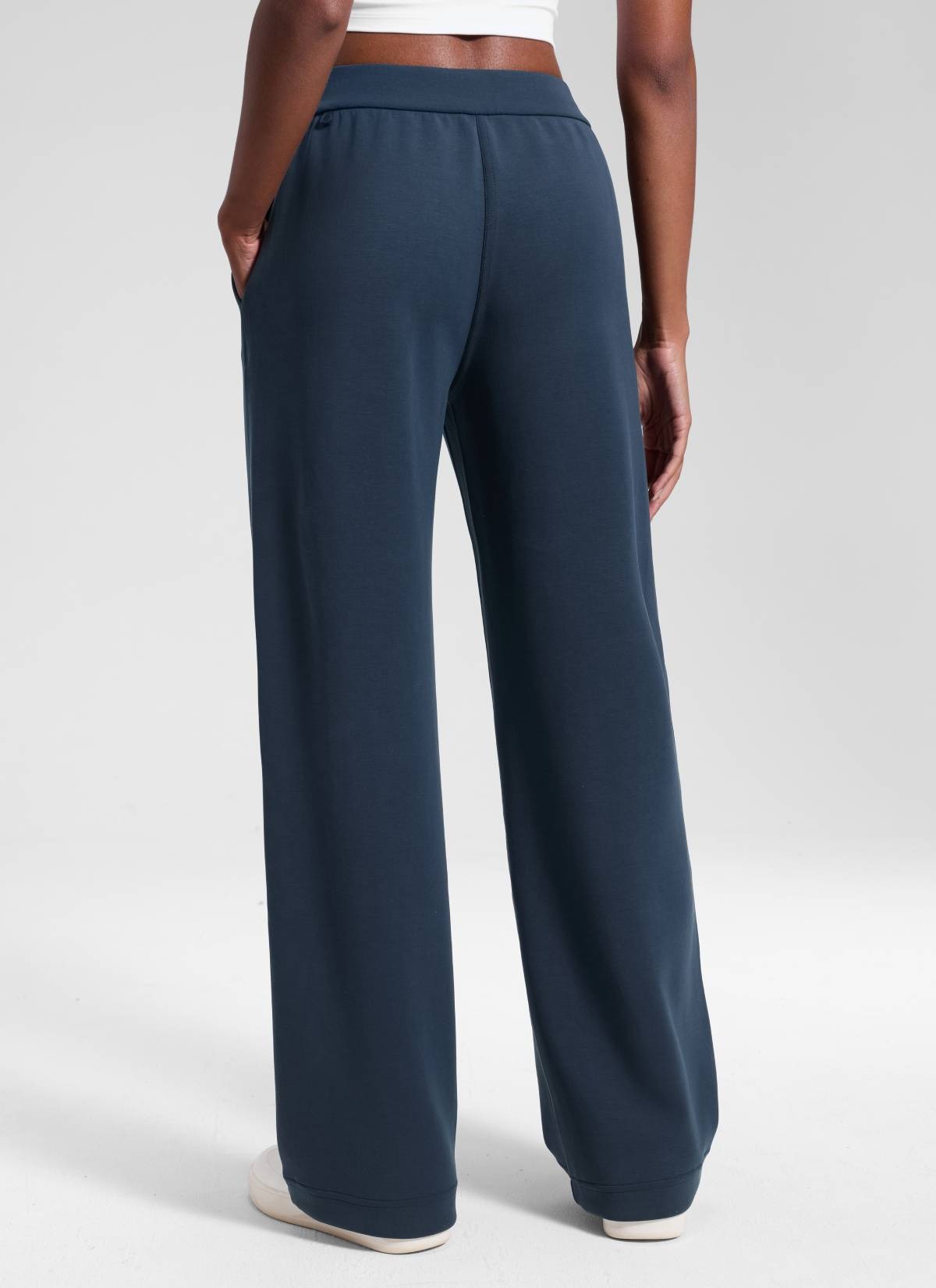 SoftAura Pintuck Straight Leg Sweatpant 30"