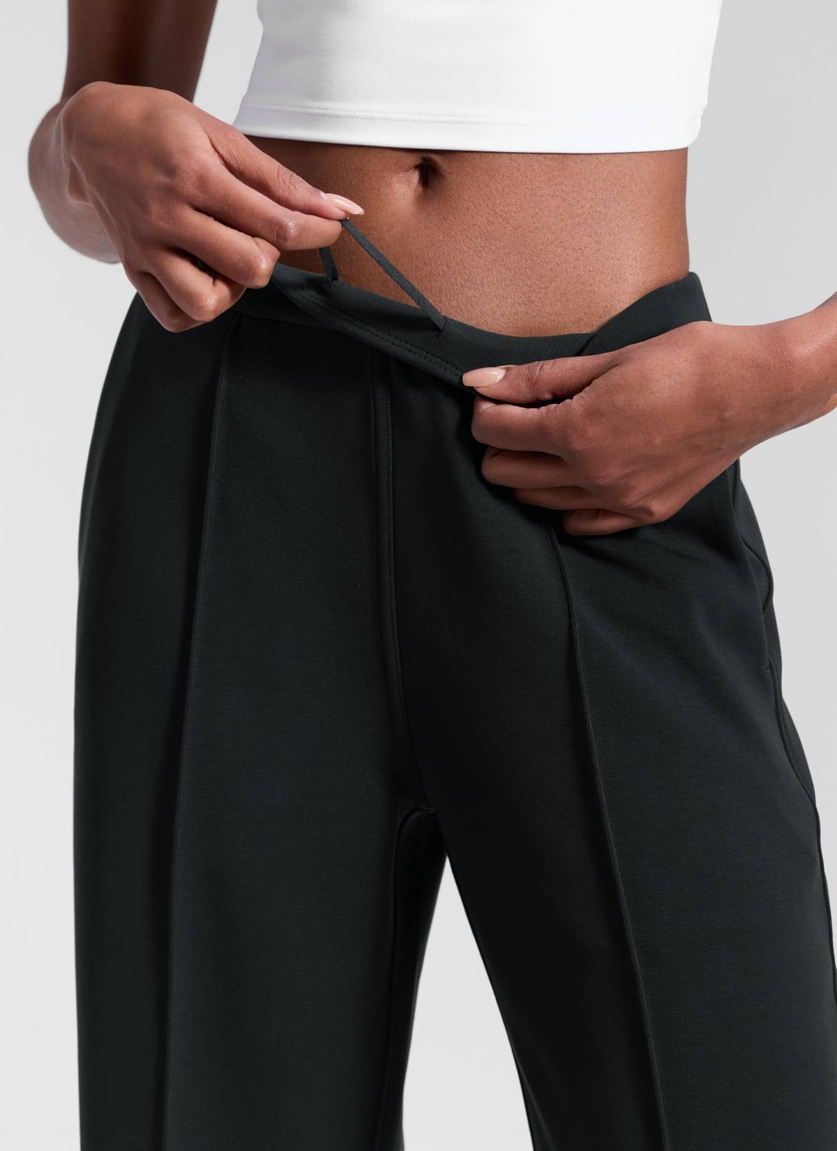 SoftAura Pintuck Straight Leg Sweatpant 30"