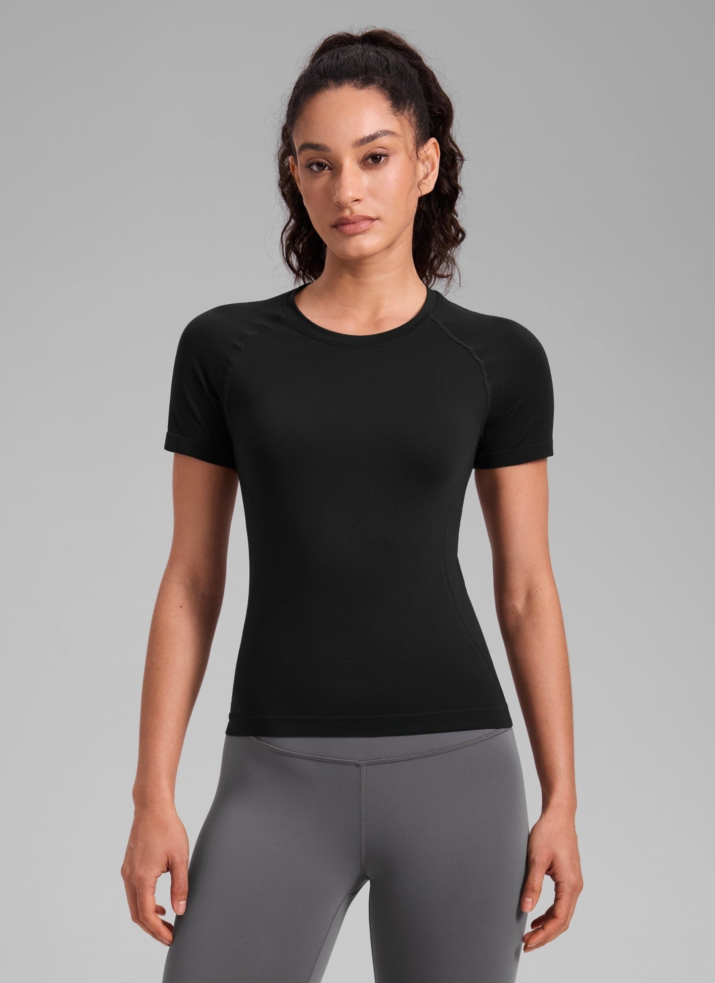Seamless Waist Length Crewneck Short Sleeve