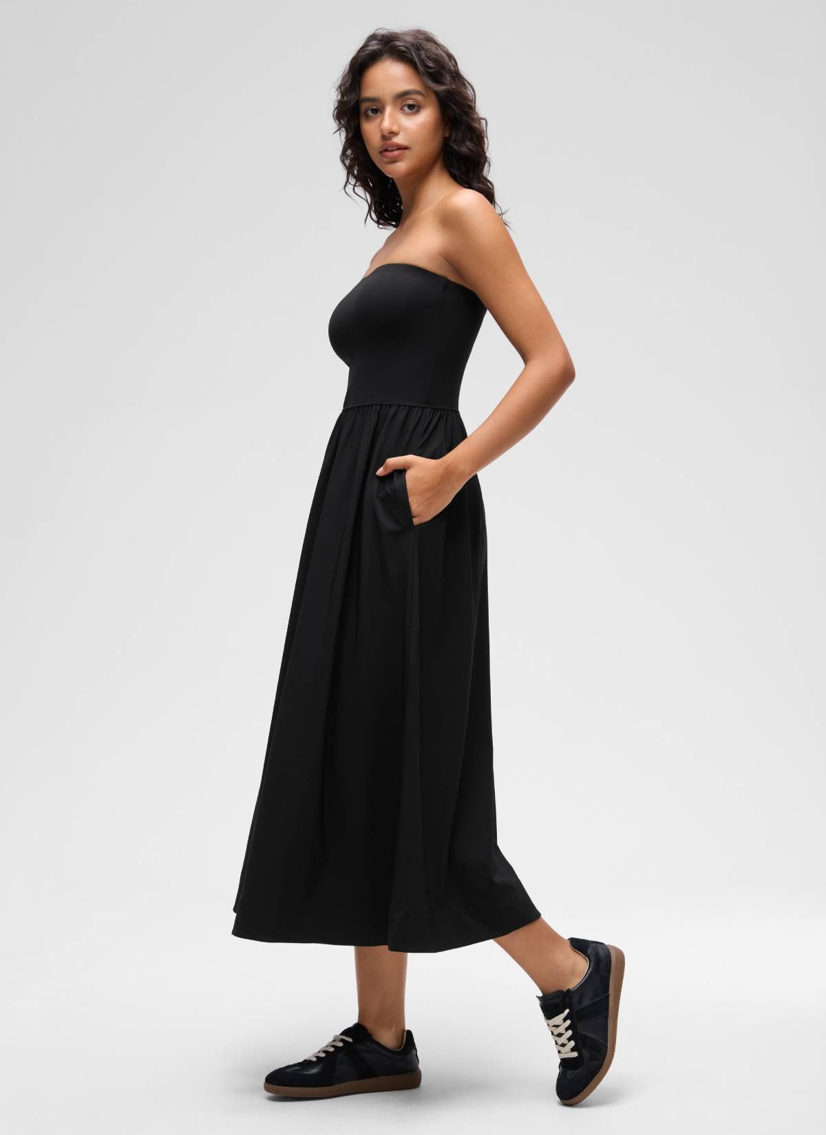 Dual-fabric Strapless Maxi Dress