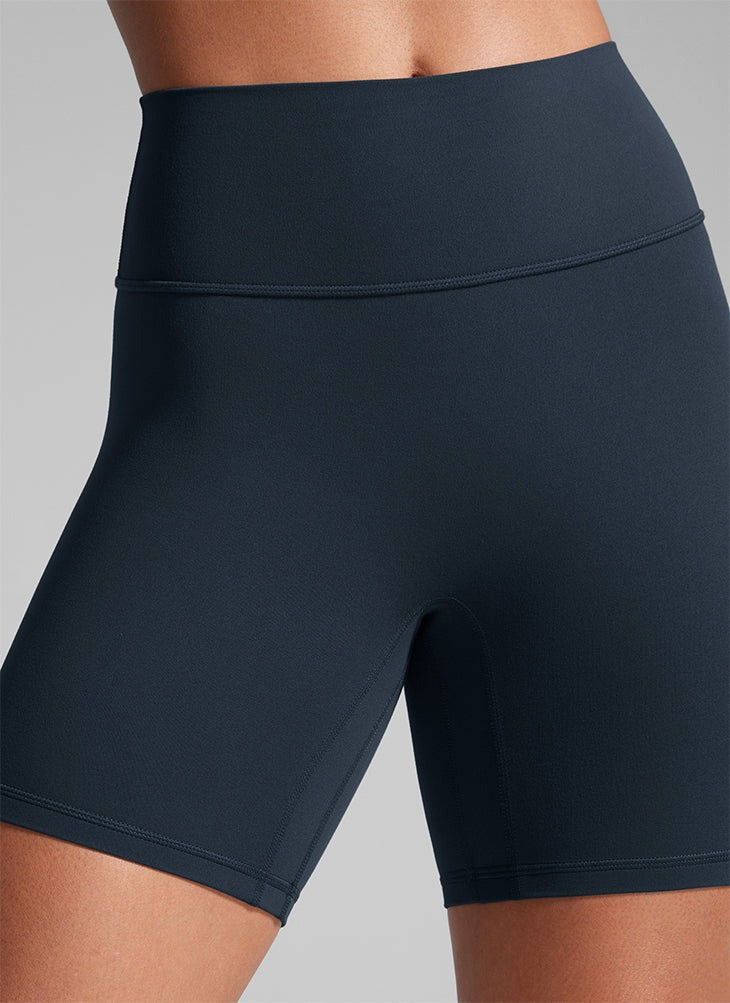 SecretsculptTM No Front Seam Shorts 6''