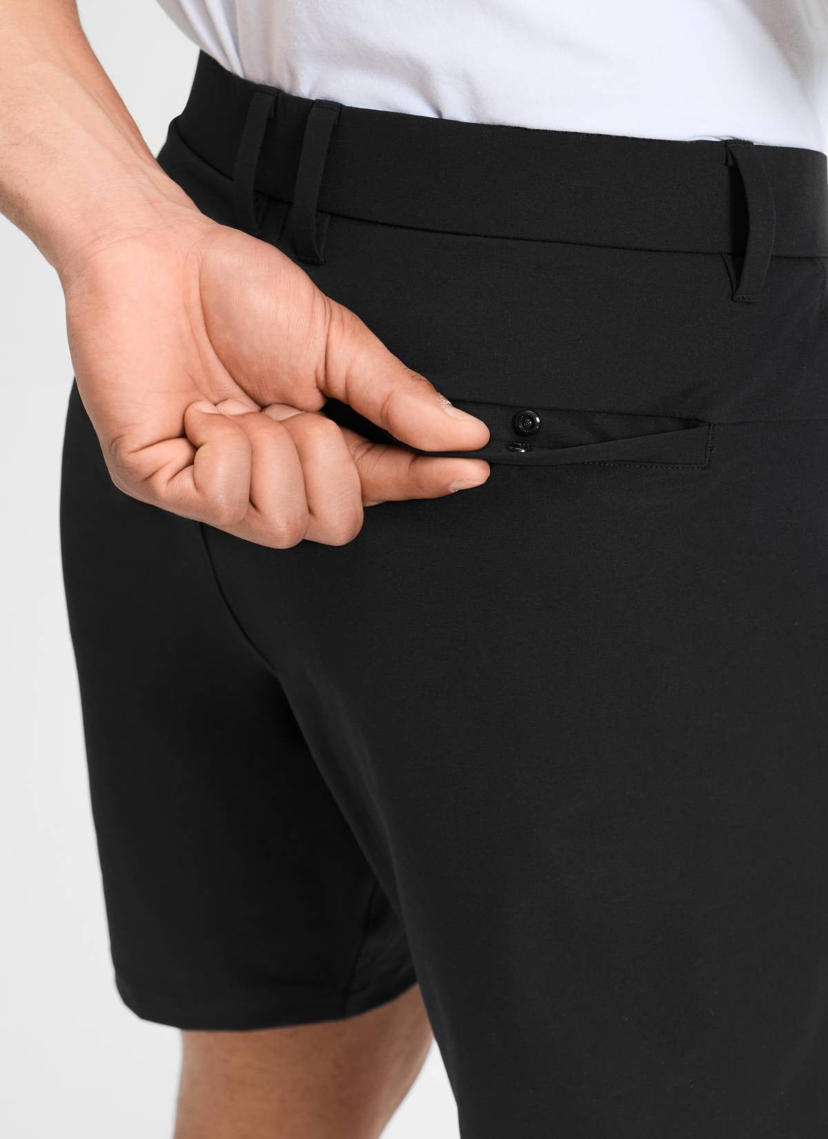 BreezeLite Golf Pocket Shorts 7"