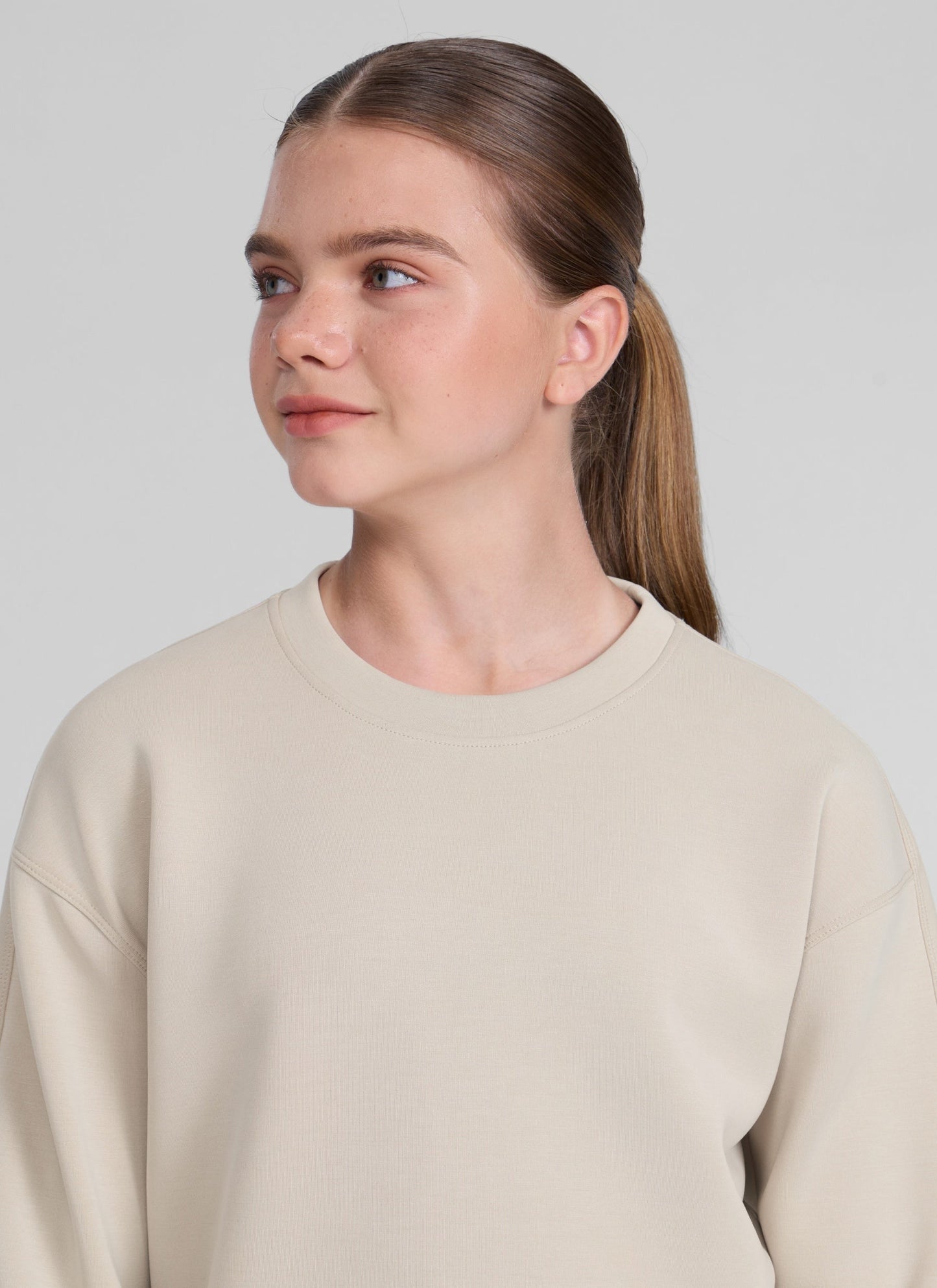 SoftAura Pullover Workout Sweatshirt