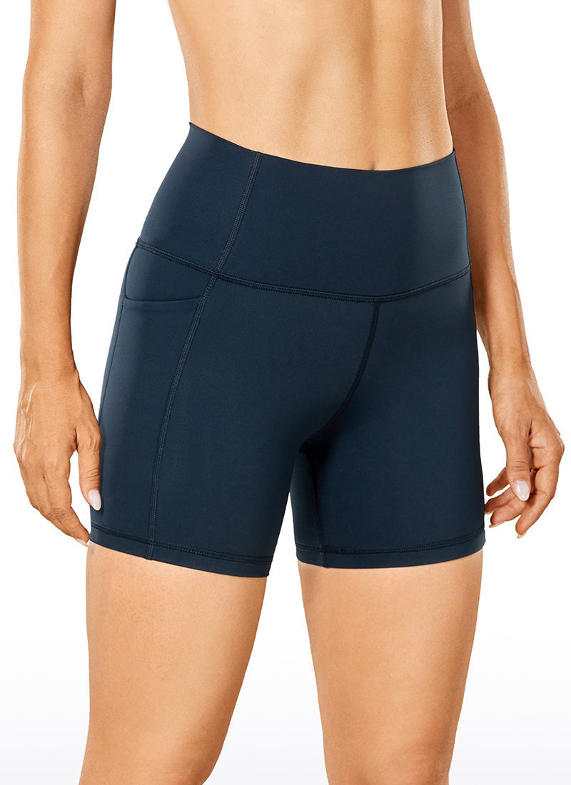 Nakedfeel Pocket Yoga Shorts 5''
