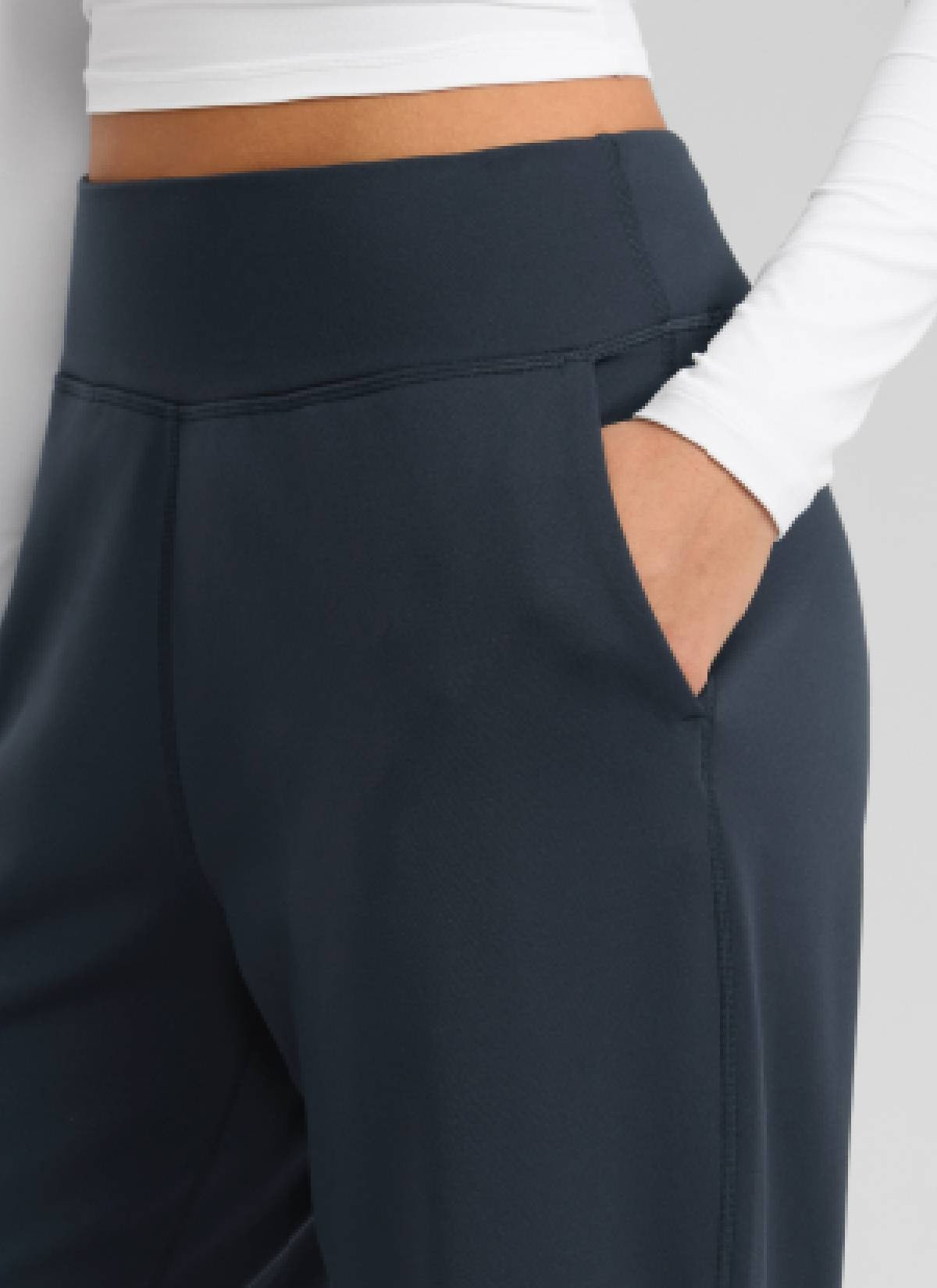 Matte Thermal Fleece Lined Jogger 27.5"