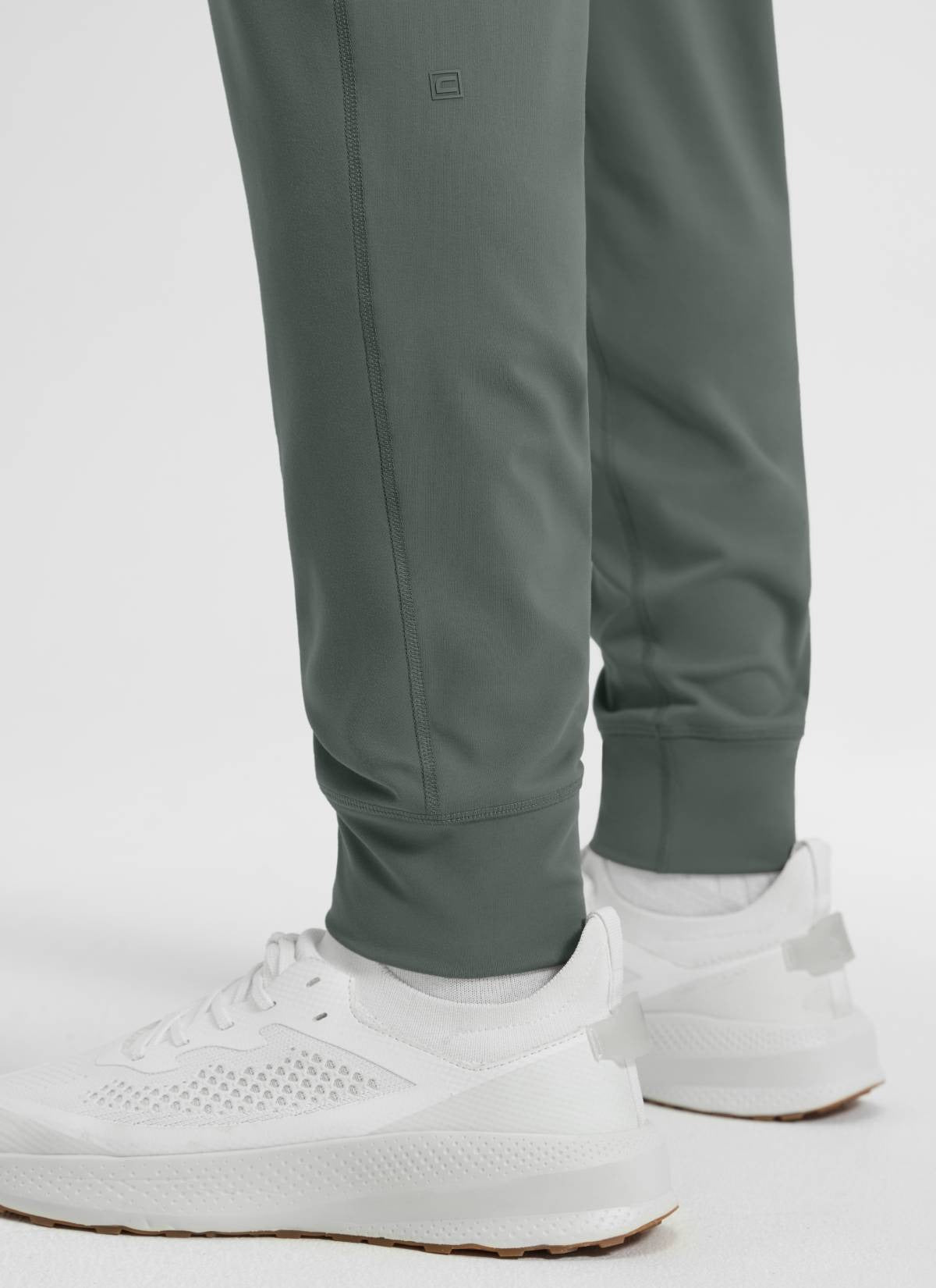 Performance Jogger 29"