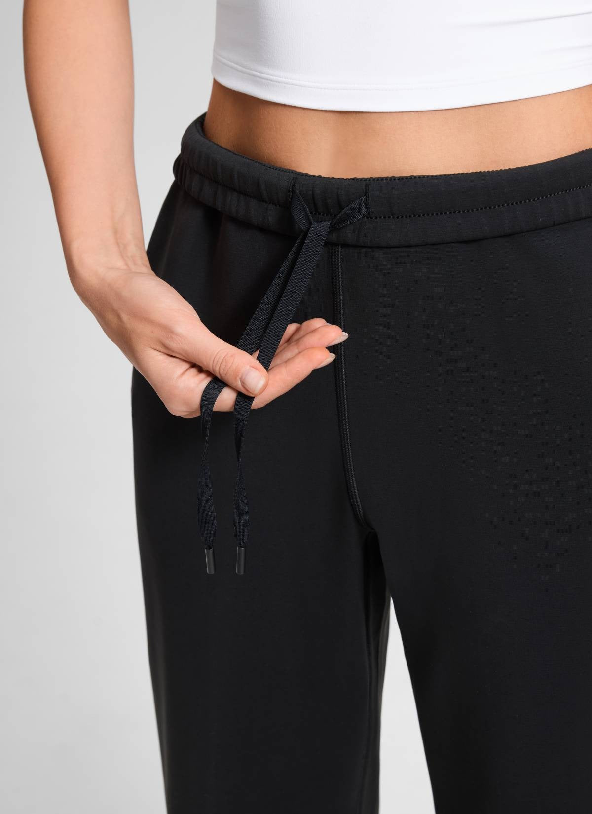 SoftAura Modal High Rise Pocket Sweatpant 24"