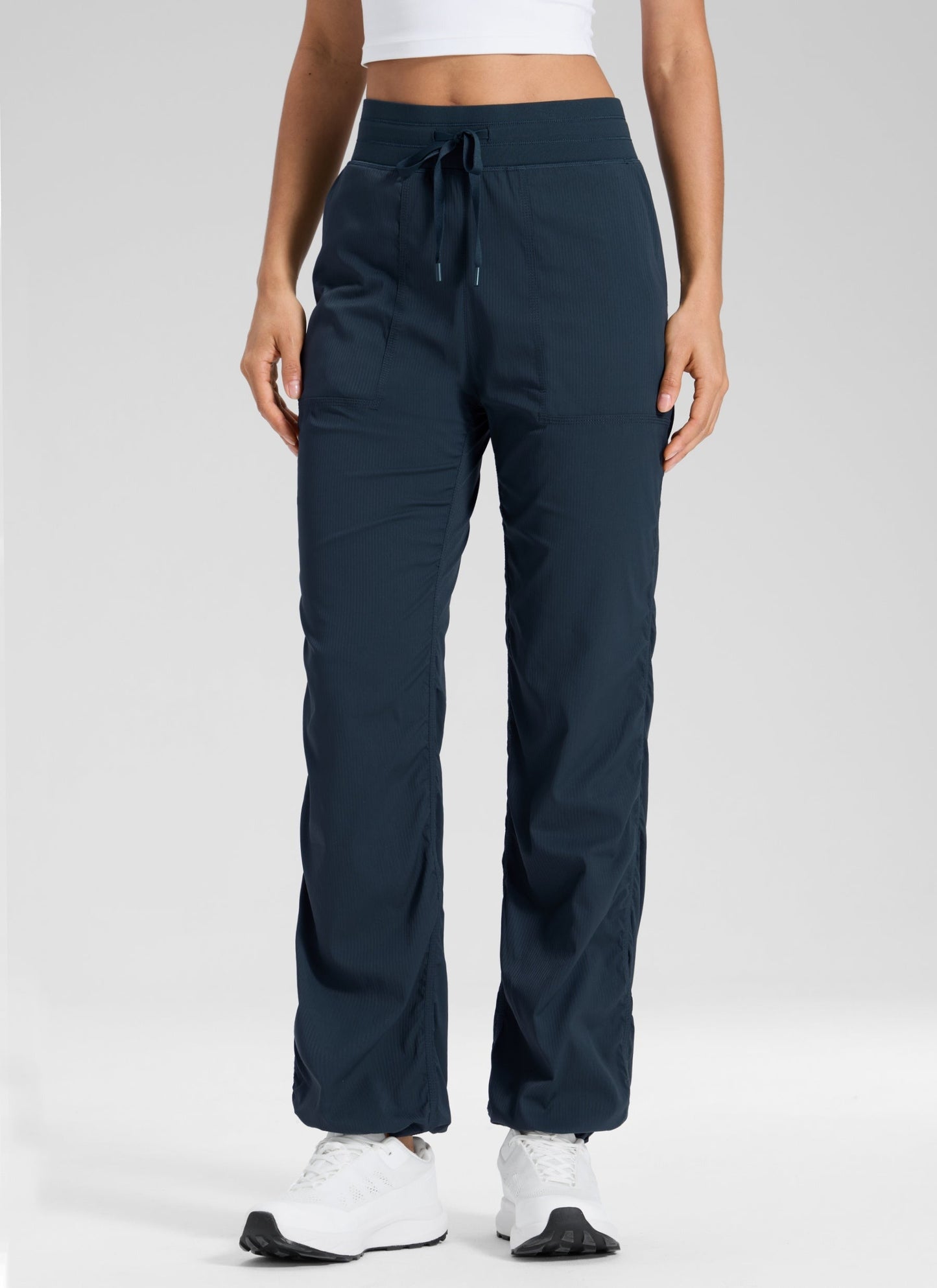 Lightweight Straight Leg Pocket Pant 30"