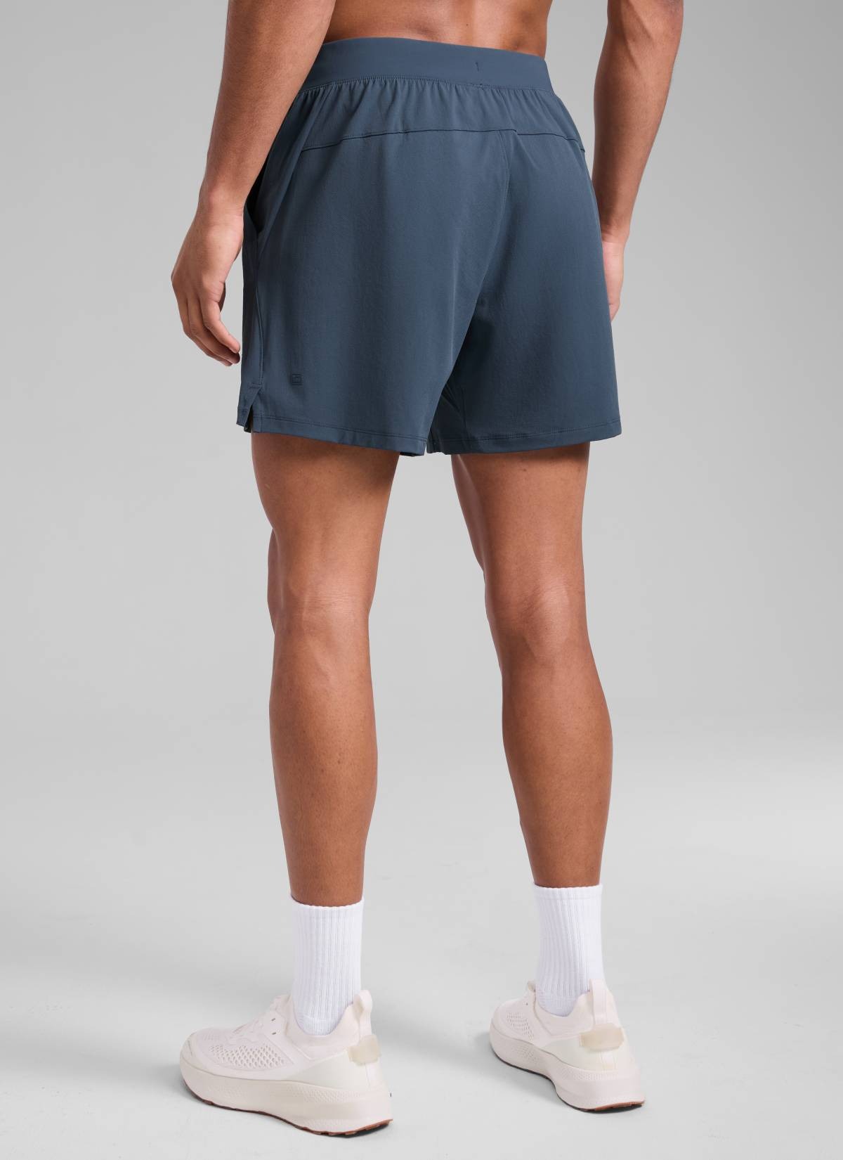 Lightweight Stretchy Athletic Workout Shorts with Zipper Pocket 5''