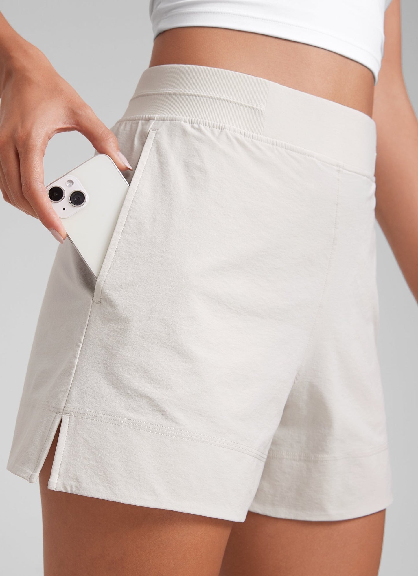 Linerless High Rise V Slit Pocket Shorts 4"
