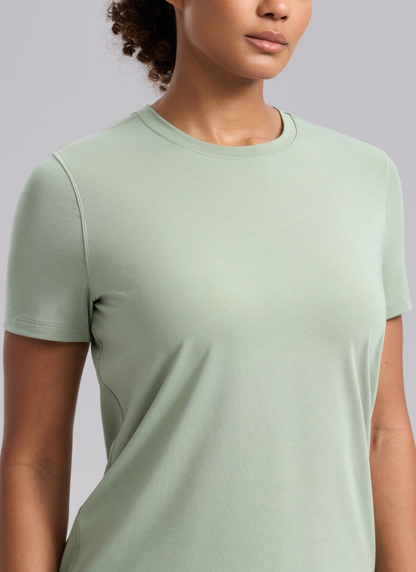 Quick Dry Crewneck Hip Length Short Sleeve