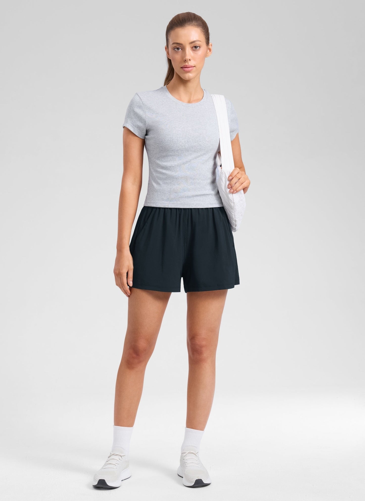 Feathery-Fit Soft Pocket Shorts Linerless 3''