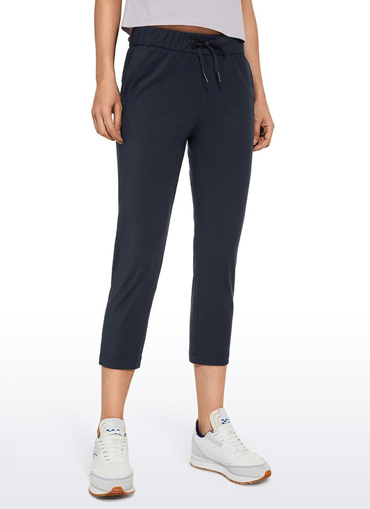 Stretch Cropped Pocket Pant 23''