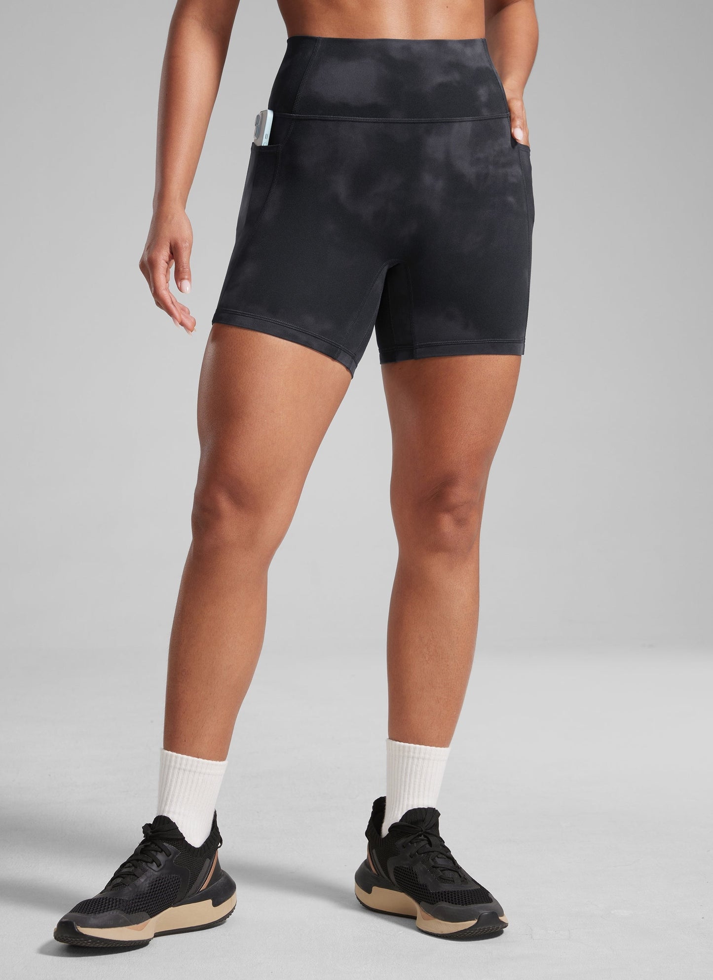 SecretsculptTM No Front Seam Pocket Shorts 5''
