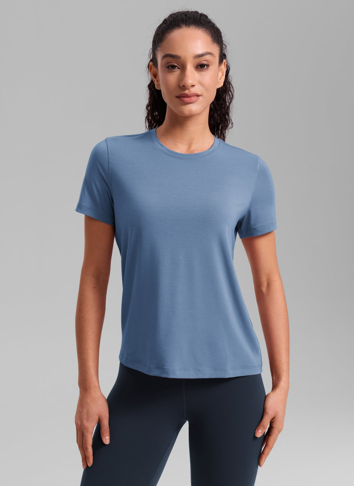 Quick Dry Crewneck Hip Length Short Sleeve