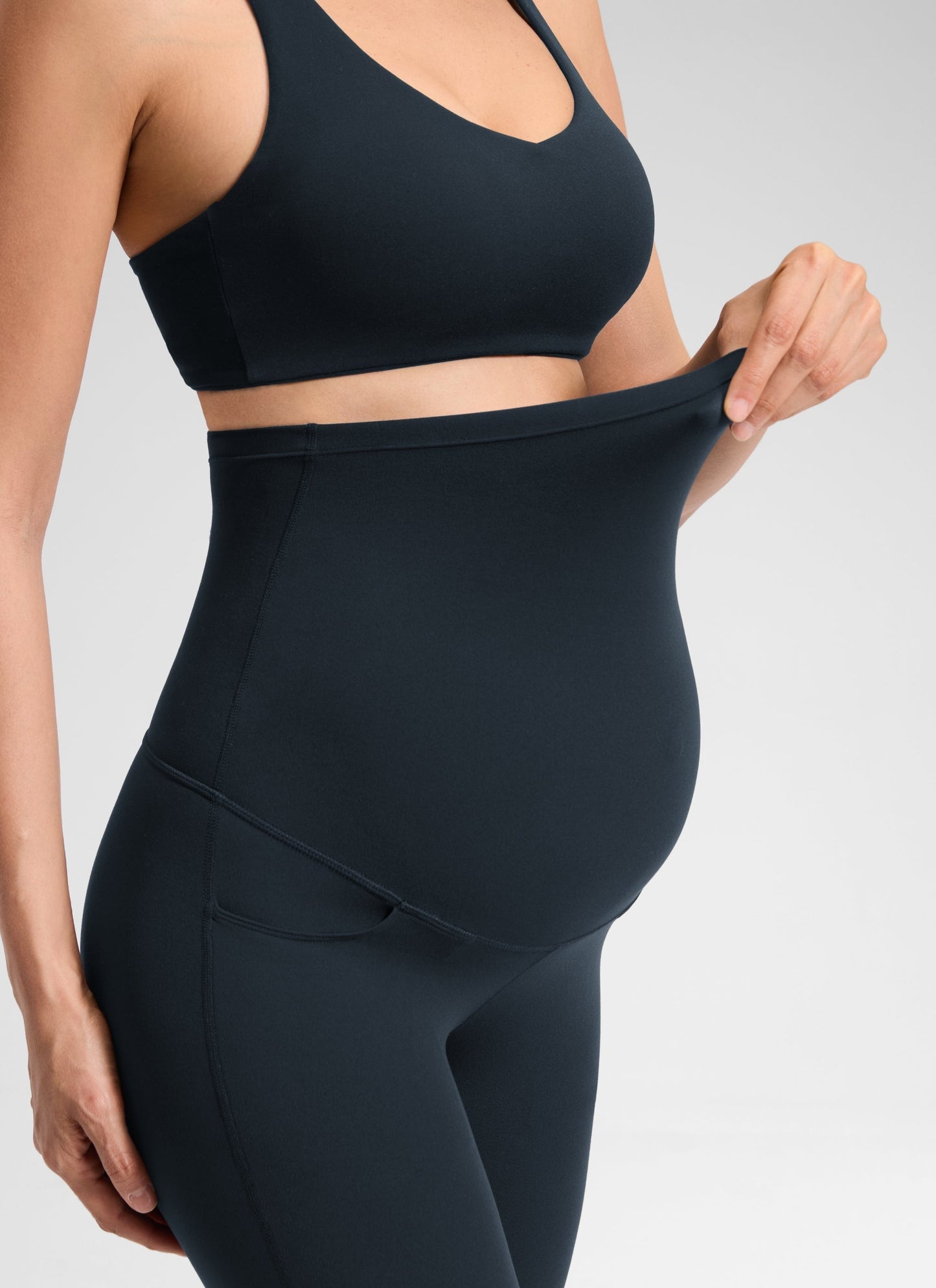 Butterluxe Maternity Flare Pocket Legging 33"