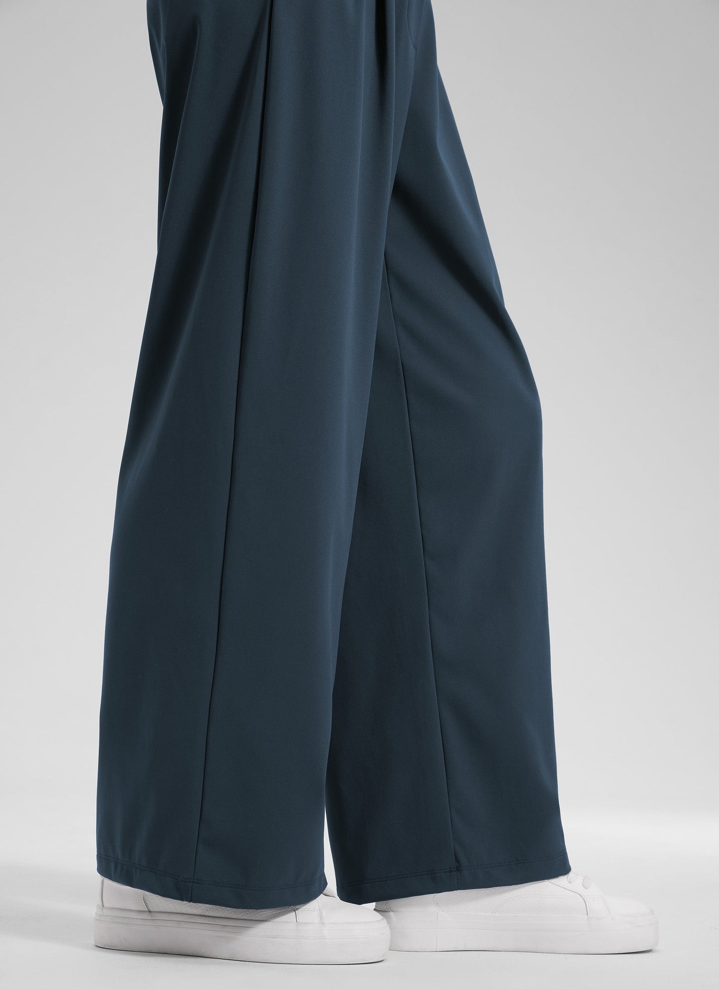 Walk the City Pocket Wide Leg Pant 29"