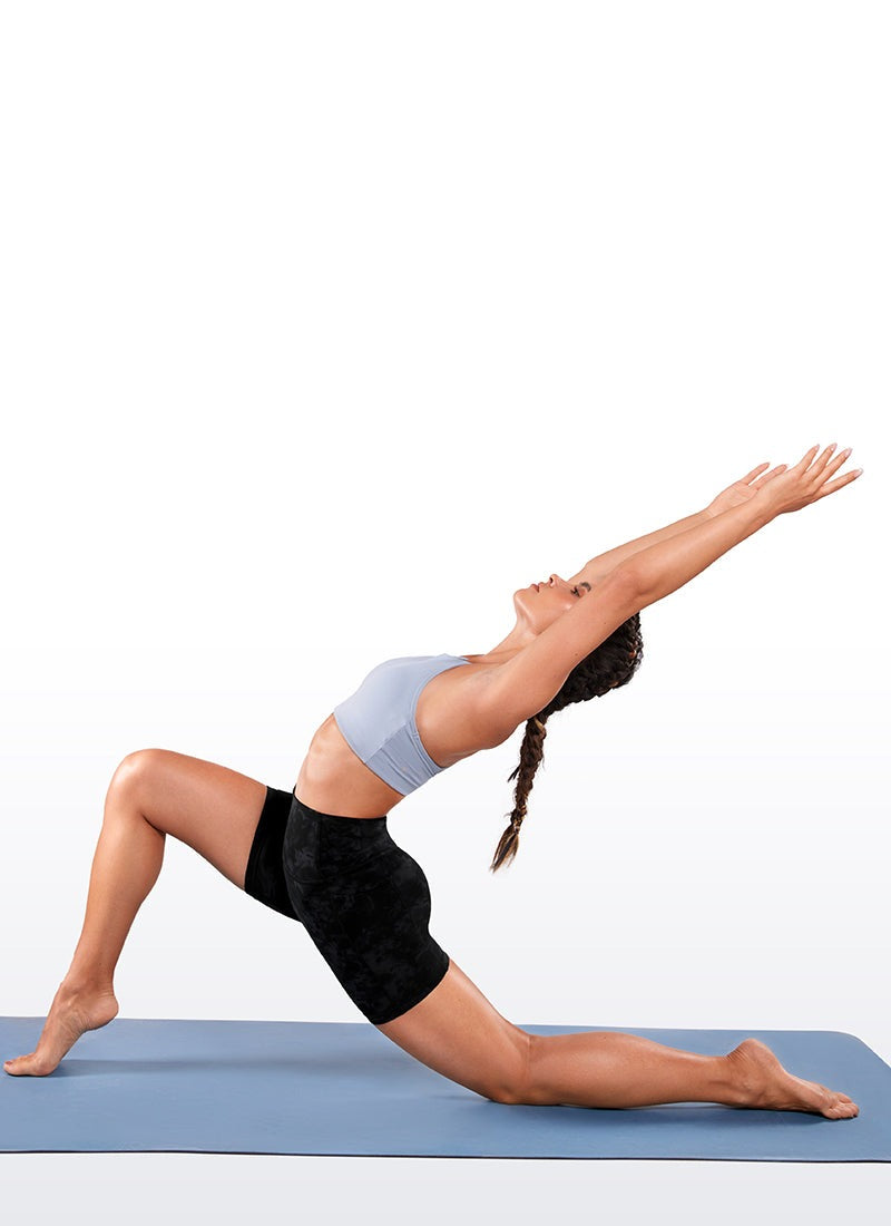 Nakedfeel Pocket Yoga Shorts 5''
