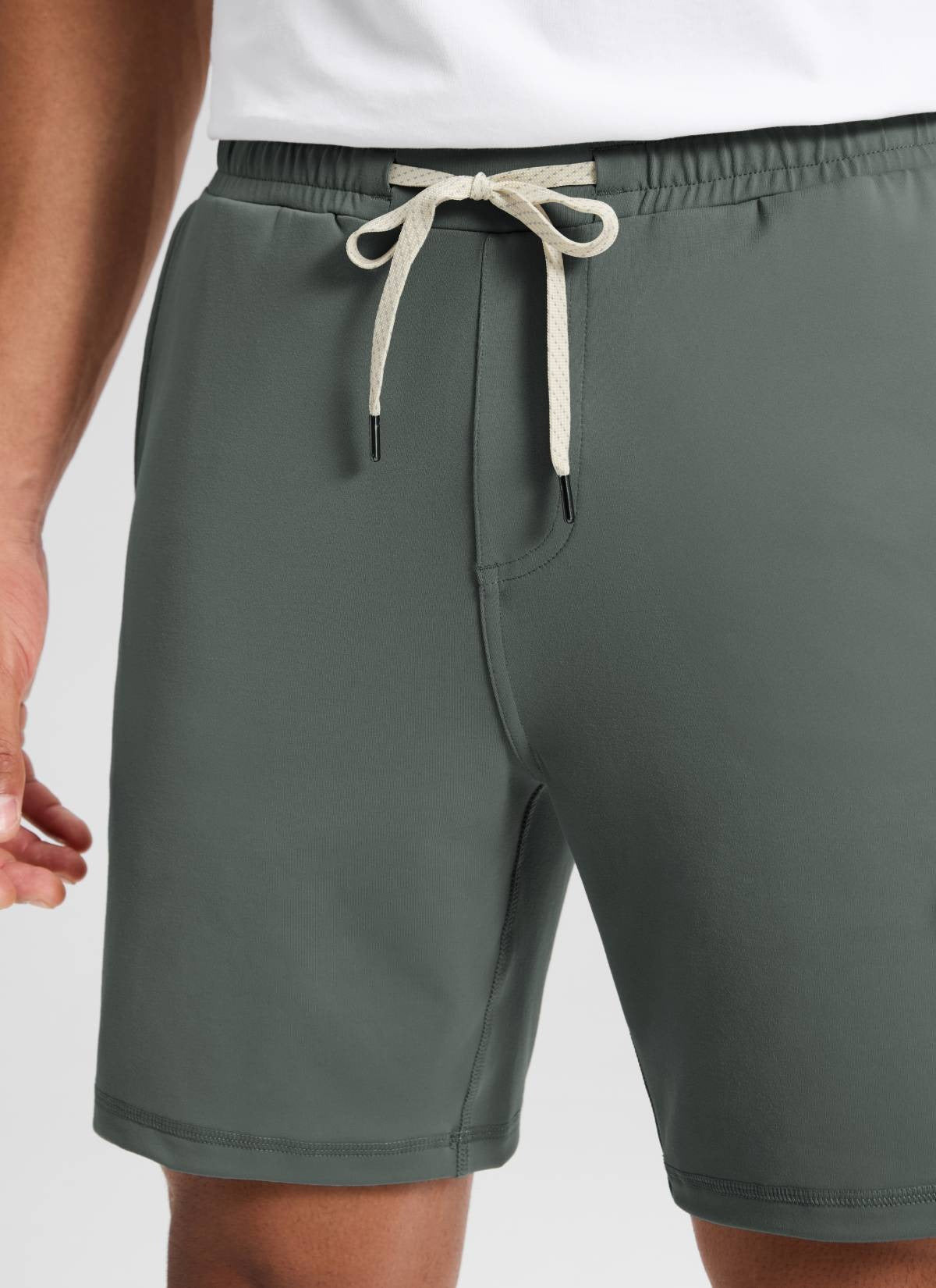 Drawstring Performance Knit Shorts 7"